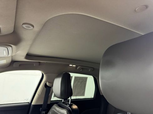 Certified 2023 Lincoln Corsair Reserve w/ Equipment Group 202A image 22