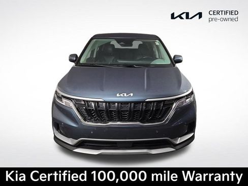 Used 2024 Kia Carnival EX FWD image 3