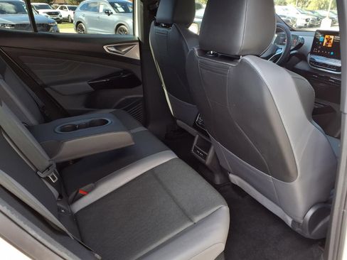 Used 2024 Volkswagen ID.4 S image 20