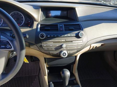 Used 2010 Honda Accord LX image 13