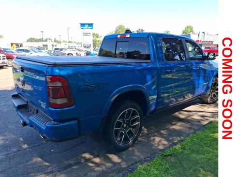 Used 2022 RAM 1500 Laramie AWD/4WD image 5