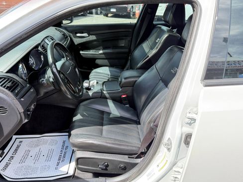 Used 2013 Chrysler 300 S image 12