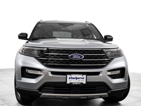 Used 2020 Ford Explorer XLT w/ Equipment Group 202A AWD/4WD image 3