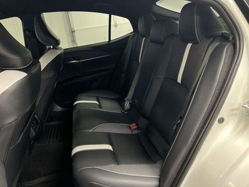 Used 2025 Toyota Camry SE FWD image 24