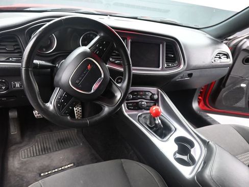 Used 2017 Dodge Challenger R/T Scat Pack image 10