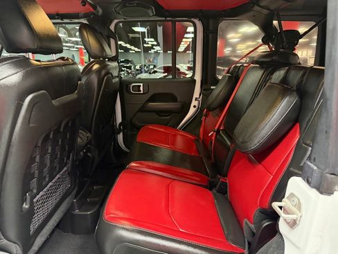 Used 2023 Jeep Wrangler Unlimited Rubicon 4xe AWD/4WD image 37