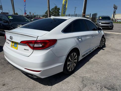 Used 2016 Hyundai Sonata Sport w/ Option Group 1V FWD image 4