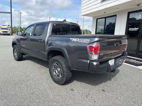 Used 2021 Toyota Tacoma TRD Off-Road w/ Technology Package AWD/4WD image 6