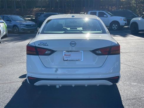 New 2025 Nissan Altima 2.5 S image 4