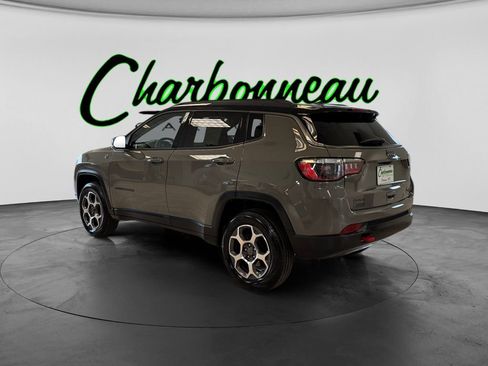 Used 2022 Jeep Compass Trailhawk AWD/4WD image 3