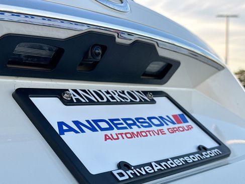 Used 2019 Nissan Rogue SV w/ Premium Package image 15