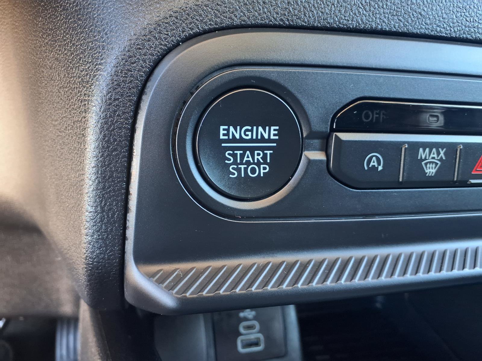 Used 2025 Ford Bronco Sport Outer Banks w/ Outer Banks Tech Package+ AWD/4WD image 16