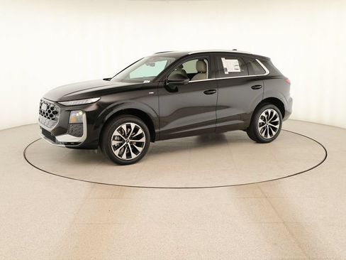 New 2026 Audi Q3 quattro 2.0T AWD/4WD image 13