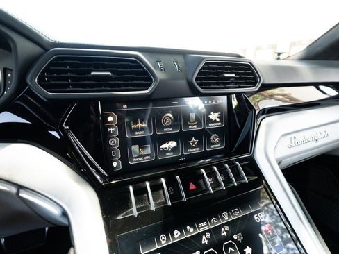 Used 2023 Lamborghini Urus S AWD/4WD image 80