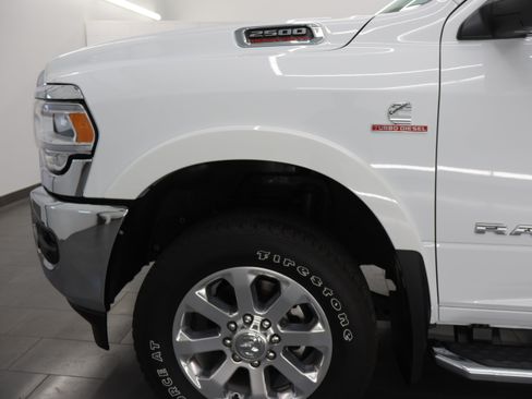 Used 2022 RAM 2500 Laramie AWD/4WD image 35
