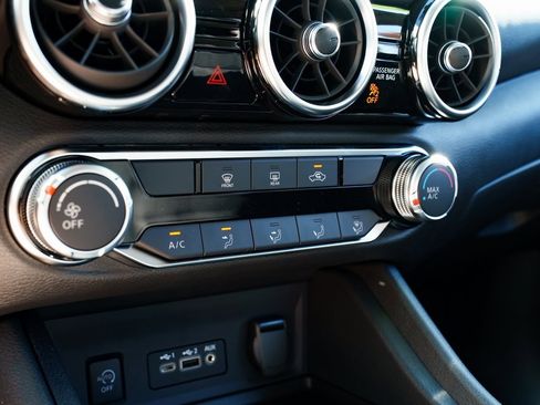 New 2025 Nissan Sentra SV w/ Trunk Package image 14