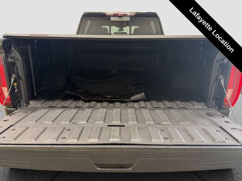 Used 2021 GMC Sierra 2500 AT4 w/ AT4 Premium Plus Package AWD/4WD image 10