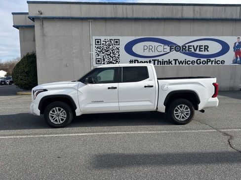 Used 2025 Toyota Tundra SR5 image 5