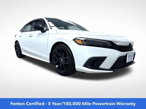 Used 2023 Honda Civic Sport image 1
