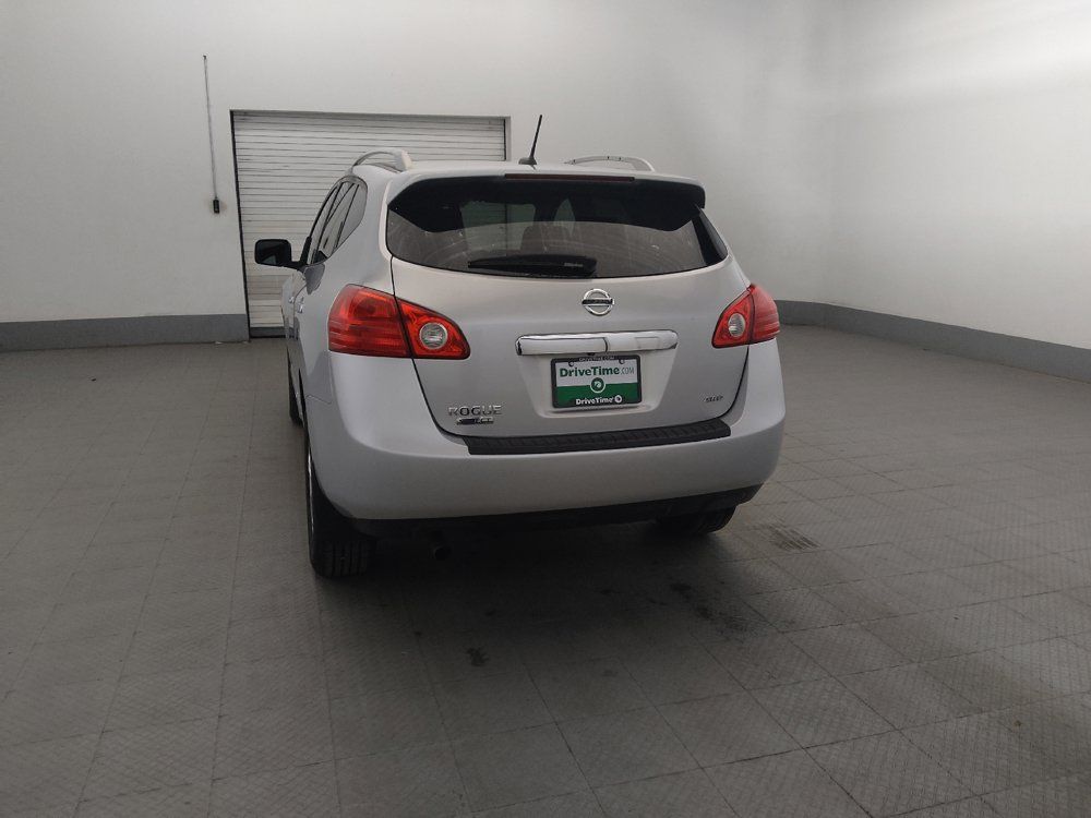 Used 2015 Nissan Rogue S w/ Convenience Package AWD/4WD image 6