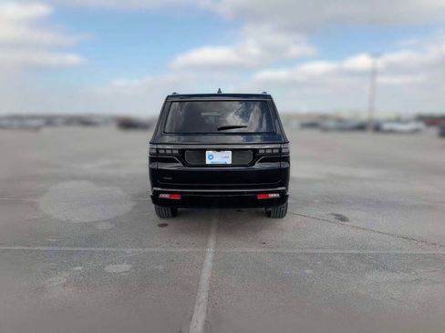 New 2026 Jeep Grand Wagoneer L Limited image 10