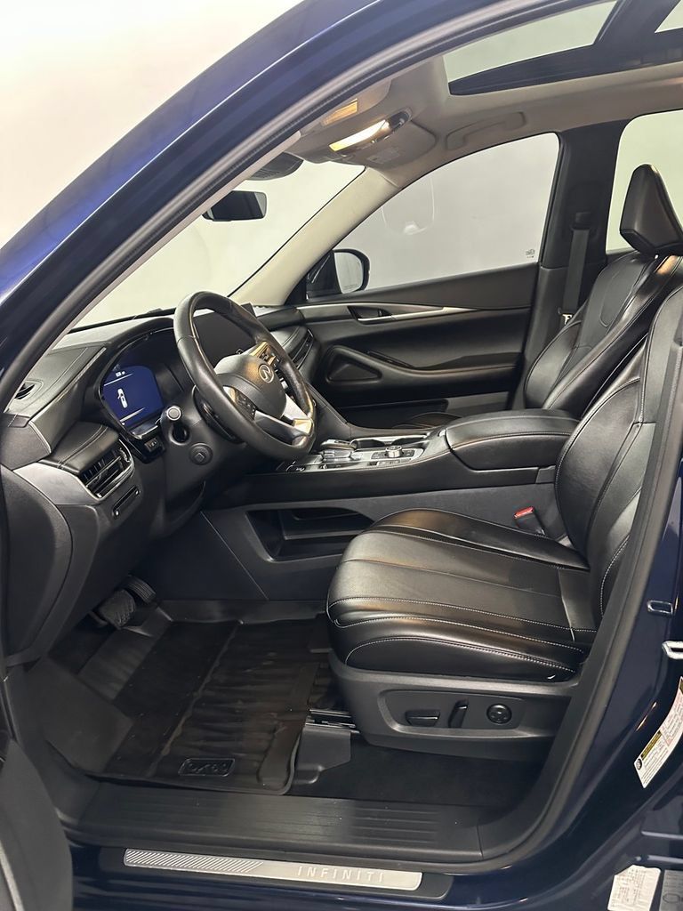 Used 2024 INFINITI QX60 Luxe AWD/4WD image 11
