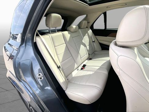 Used 2022 Mercedes-Benz GLE 350 image 19