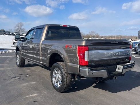 Used 2017 Ford F250 King Ranch w/ King Ranch Ultimate Package image 5