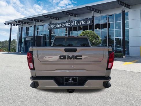 Used 2022 GMC Sierra 1500 Elevation AWD/4WD image 5