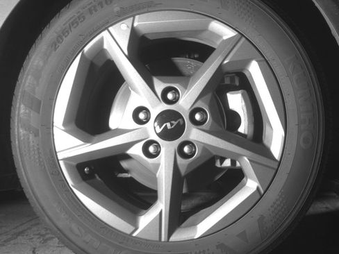 Used 2025 Kia K4 FWD image 13