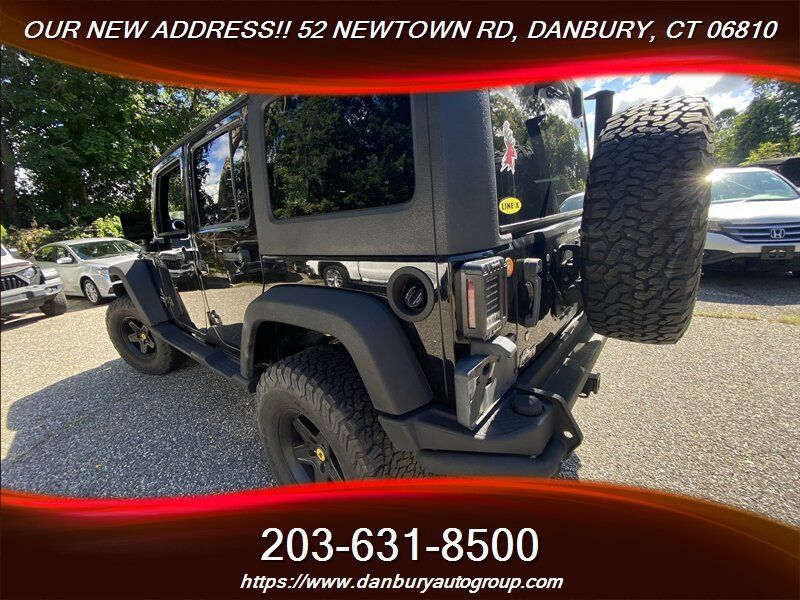 Used 2011 Jeep Wrangler Unlimited Rubicon w/ Trailer Tow Group AWD/4WD image 9