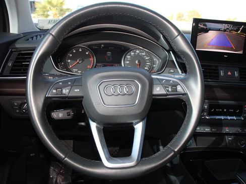 Used 2023 Audi Q5 2.0T Premium w/ Convenience Package AWD/4WD image 16