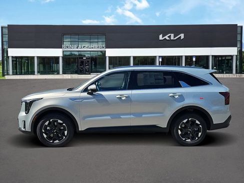 New 2026 Kia Sorento S FWD image 4