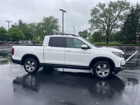 Certified 2024 Honda Ridgeline RTL image 5
