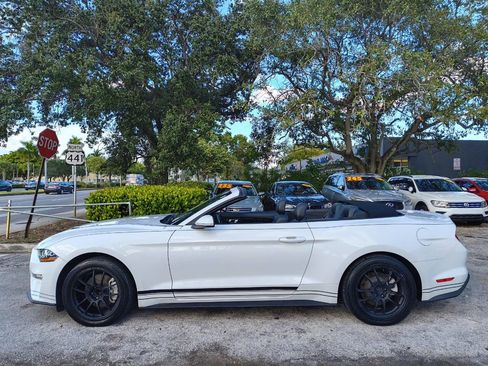 Used 2022 Ford Mustang Premium RWD image 46