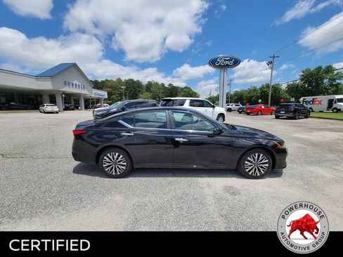Used 2023 Nissan Altima 2.5 SV FWD image 7