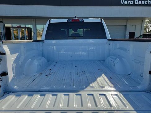 Used 2020 RAM 1500 Big Horn AWD/4WD image 12
