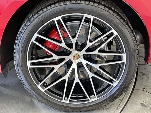 Certified 2022 Porsche Macan GTS AWD/4WD image 12
