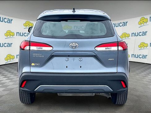 Used 2022 Toyota Corolla Cross L image 5