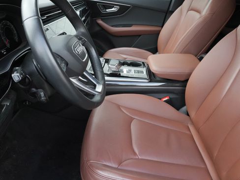 Used 2021 Audi Q7 2.0T Premium w/ Convenience Package image 12