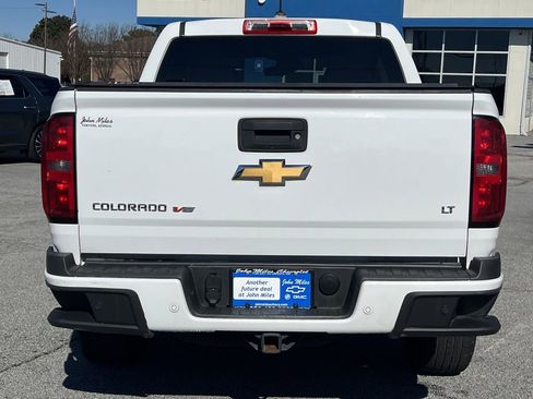 Used 2019 Chevrolet Colorado LT w/ Safety Package image 21