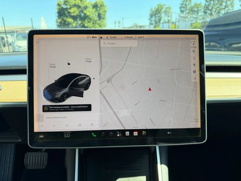 Used 2018 Tesla Model 3 Long Range RWD image 35