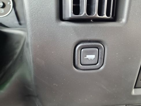 New 2025 GMC Savana 3500 w/ Driver Convenience Package image 14