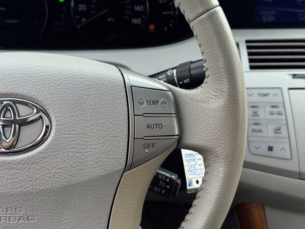 Used 2007 Toyota Avalon XLS FWD image 25