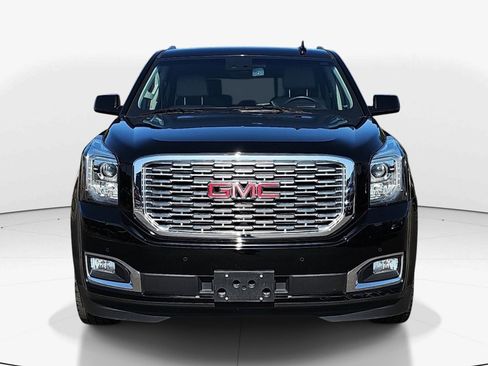 Used 2019 GMC Yukon Denali w/ Denali Ultimate Package image 8