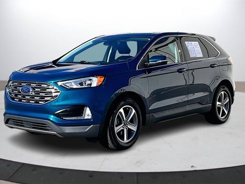 Used 2020 Ford Edge SEL w/ Convenience Package image 4