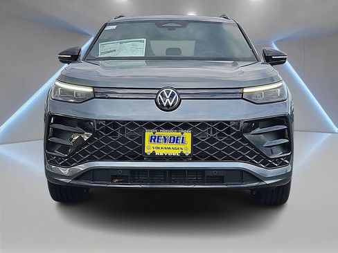 New 2026 Volkswagen Tiguan SE R-Line AWD/4WD image 2