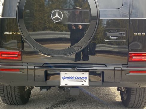 Used 2025 Mercedes-Benz G 63 AMG 4MATIC w/ Manufactur Interior Package image 43