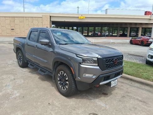 Used 2022 Nissan Frontier Pro-X RWD image 1
