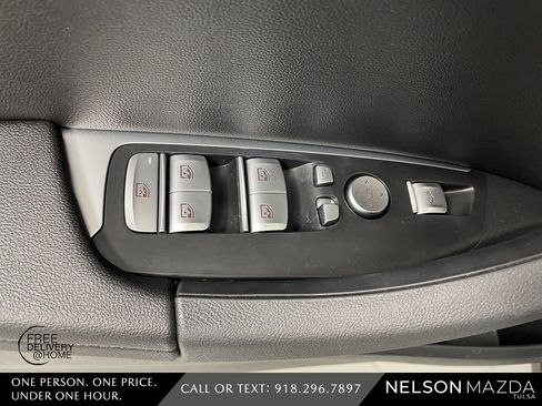 Used 2023 BMW X3 xDrive30i w/ Premium Package w/ZPA image 21